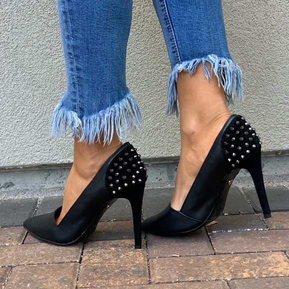 Black Leather Spike Heel Pointy Toe Stiletto Pumps - Picture 3 of 6